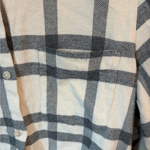 Altar'd State Off-White and Gray Checkered Button-Down Long-Sleeve Shirt - Picture 3 of 8